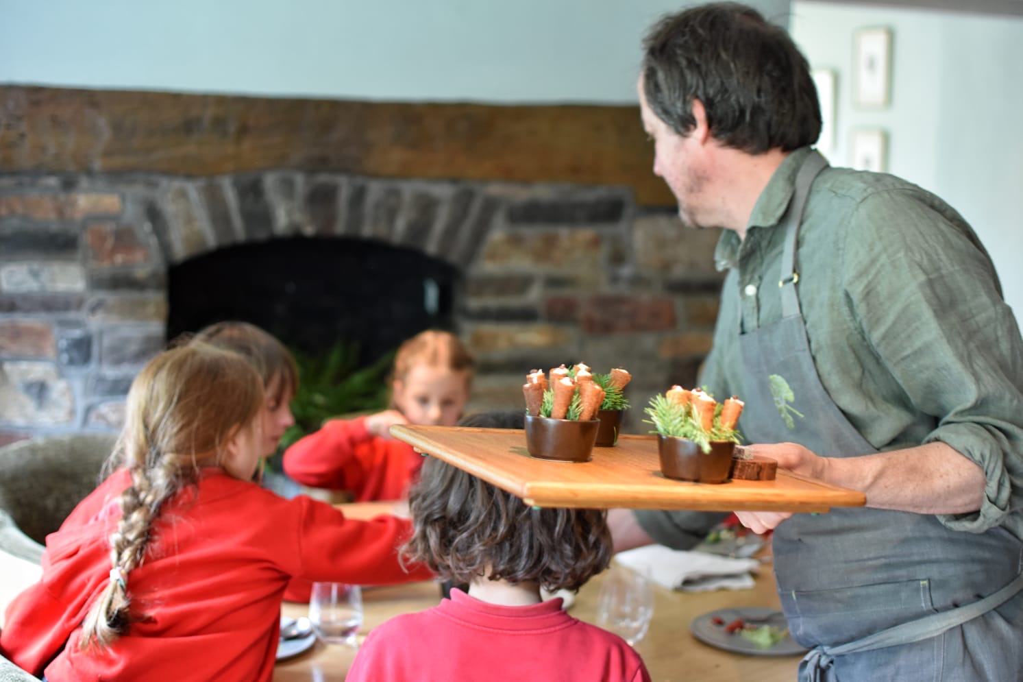 Year 3 Trellech Primary dining at The Whitebroo